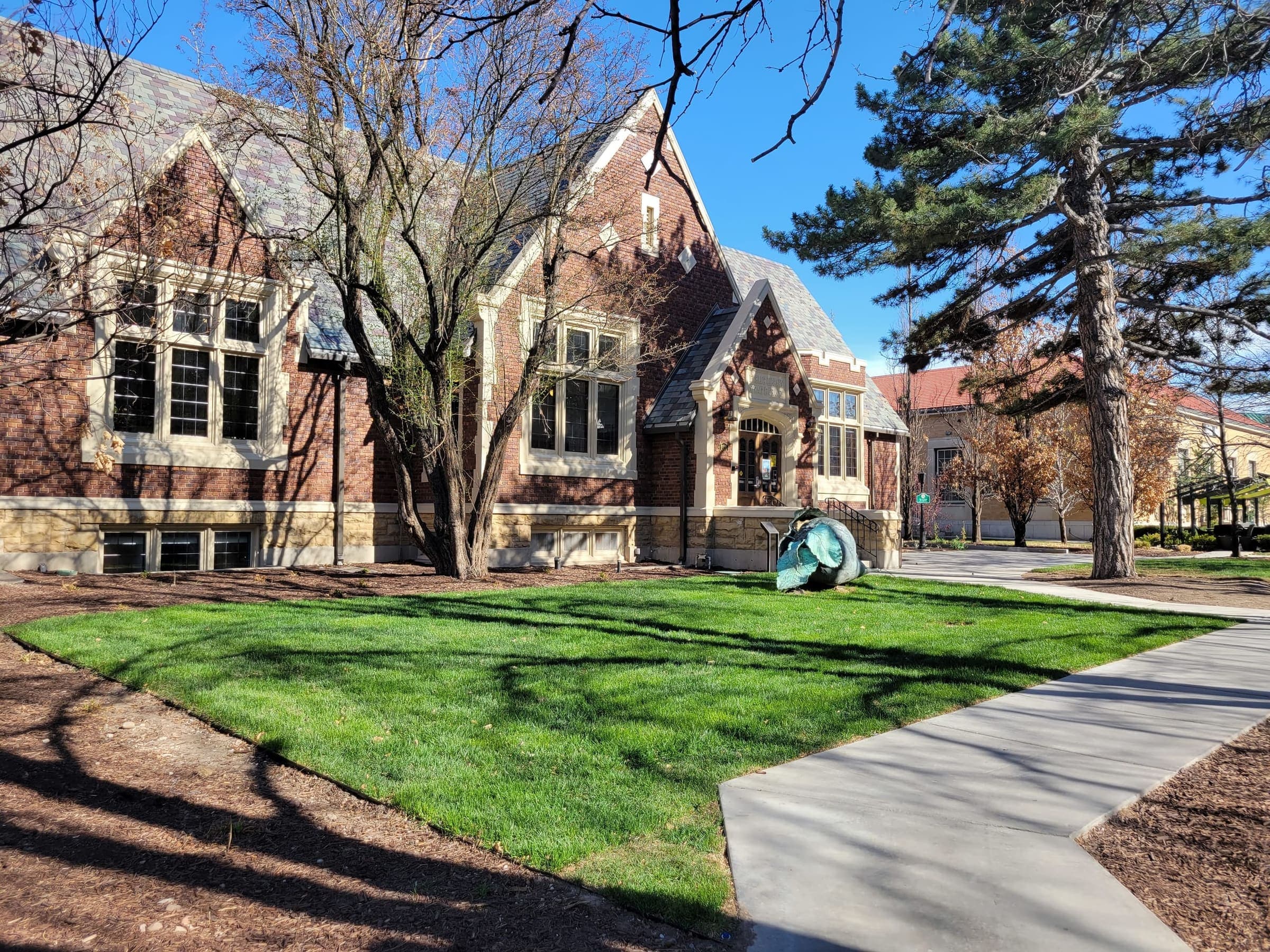 Sprague Branch Library
